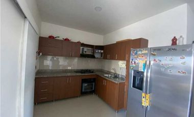Se vende  apartamento en villa campestre Montería