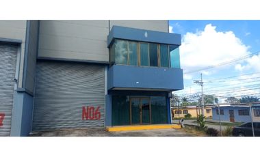 SEA CONFIABLE VENDE OFIDEPOSITO EN VIA TOCUMEN