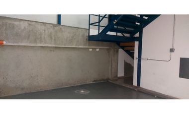 SEA CONFIABLE VENDE OFIDEPOSITO EN VIA TOCUMEN