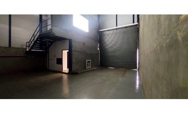 SEA CONFIABLE VENDE OFIDEPOSITO EN VIA TOCUMEN