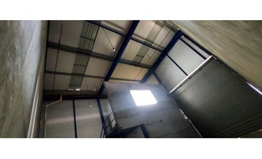 SEA CONFIABLE VENDE OFIDEPOSITO EN VIA TOCUMEN