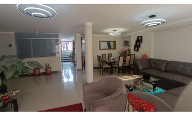 VENDO DEPARTAMENTO 160 M2 CACHIMAYO SAN SEBASTIAN CUSCO PERÚ