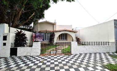 Casa en Belgrano - Pileta - Parrillero - Jardin