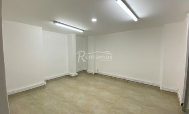 oficina en arriendo en provenza. Cod A776200