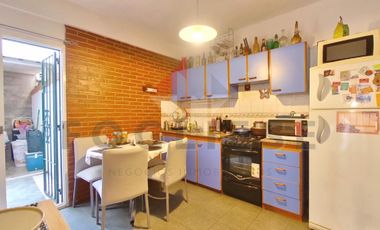 PH 4 Amb con 2 Patios en Versalles