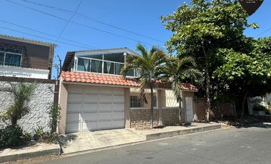 Casa de venta en Salinas – código:16252