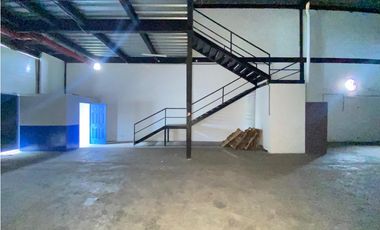 SE VENDE BODEGA EN JUAN DIAZ >> LISTA PARA ENTREGA<<