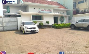Sewa Rumah Pusat Kota Surabaya Cocok Untuk Expedisi - The EdGe