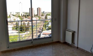 Monoambiente con blacon venta Lomas de Zamora