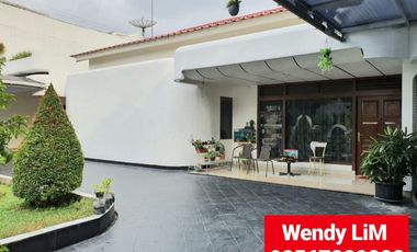 RUMAH ASRI DENGAN TAMAN at PERMATA HIJAU JAKARTA SELATAN