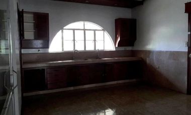 Very Spacious 650sq.m House and Lot for Rent in Cutcut Angel