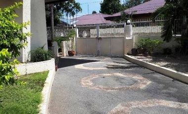 Very Spacious 650sq.m House and Lot for Rent in Cutcut Angel