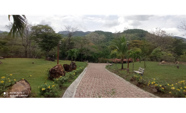 Se Vende  Terreno en Sajalices de 4200Mt2 (DR)