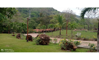 Se Vende  Terreno en Sajalices de 4200Mt2 (DR)