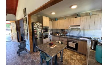 Se vende parcela amoblada en Paine