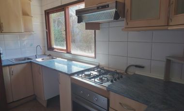 Casa en arriendo con 4 dormitorios en Reñaca, Viña del Mar