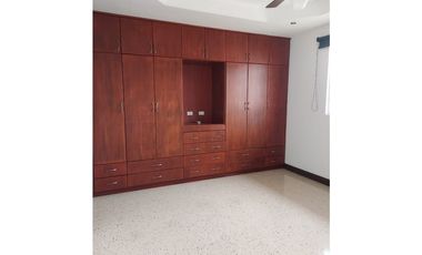 ALQUILER CASA COSTA DEL ESTE