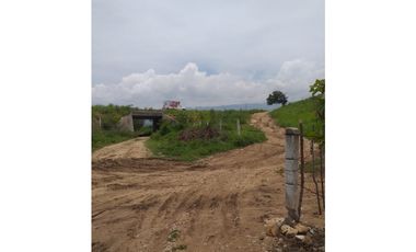 ESPLENDIDO RANCHO EN COL. CUAUHTÉMOC - VILLAFLORES