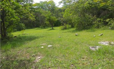 ESPLENDIDO RANCHO EN COL. CUAUHTÉMOC - VILLAFLORES