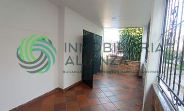 apartamento en arriendo en la paz. Cod A14965