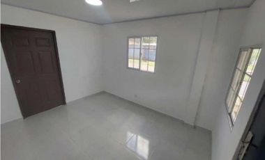 VENDO CASA EN LA CHORRERA BARRIO BALBOA 3R