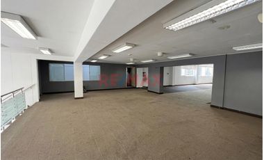 Oportunidad Comercial – Local En Zona Estratégica Del Cercado De Lima