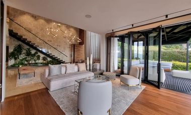 Casa en Arriendo Las Palmas Medellín