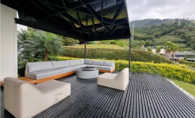 Casa en Arriendo Las Palmas Medellín