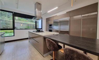 Casa en Arriendo Las Palmas Medellín