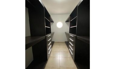 Sea Confiable Vende Casa en Clayton Village