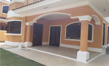 Sea Confiable Vende Casa en Clayton Village