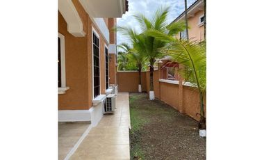 Sea Confiable Vende Casa en Clayton Village