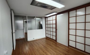 oficina en arriendo en la merced sur san ignacio. Cod A5070