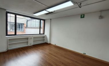 oficina en arriendo en la merced sur san ignacio. Cod A5070