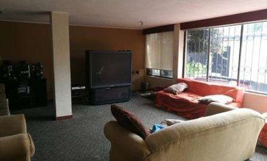 VENDO CASA COMERCIAL EN AV. REAL AUDIENCIA.