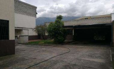 VENDO CASA COMERCIAL EN AV. REAL AUDIENCIA.