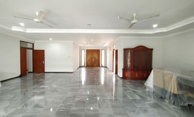 Town House di Cipete dg Privat Pool dan Taman & Semi Furnished HSE-A0486