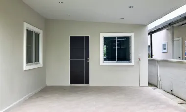 4 Bedroom House for sale at Karnkanok Ville 1
