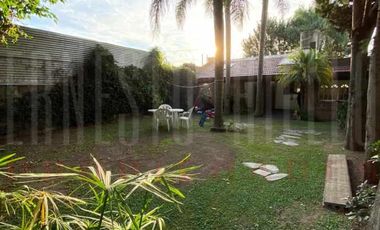 Casa en venta en Ezpeleta Este