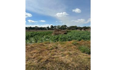 VENTA DE TERRENO CERCA DE VAL'QUIRICO