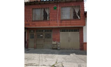 Casa En venta segundo piso - Barrio Belalcázar