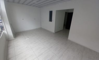 CONSULTORIO EN ARRIENDO EN LA GALERÍA/MANIZALES
