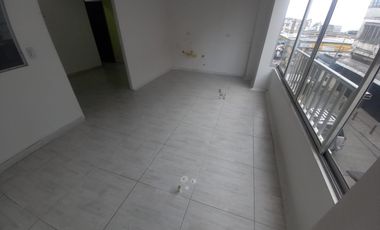 CONSULTORIO EN ARRIENDO EN LA GALERÍA/MANIZALES