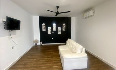 CASA MODERNA EN VENTA EN EL BARRIO EL JARDIN, SANTA MARTA