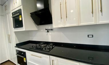 CASA MODERNA EN VENTA EN EL BARRIO EL JARDIN, SANTA MARTA