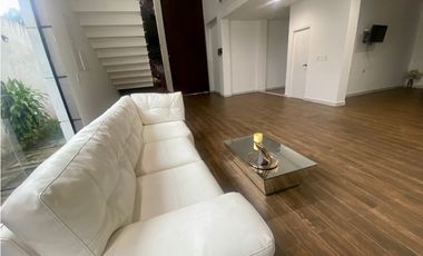 CASA MODERNA EN VENTA EN EL BARRIO EL JARDIN, SANTA MARTA