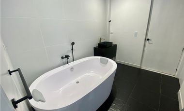 CASA MODERNA EN VENTA EN EL BARRIO EL JARDIN, SANTA MARTA