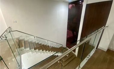 CASA MODERNA EN VENTA EN EL BARRIO EL JARDIN, SANTA MARTA