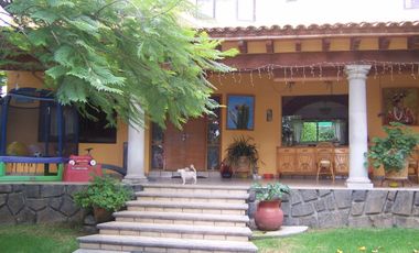 Casa Sola en Los Limoneros Cuernavaca - ARI-514-Cs*