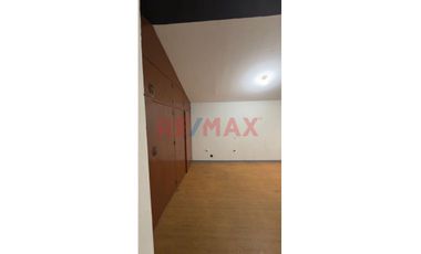 Vendo 50% Acciones Casa Alameda San Marco C.Villa